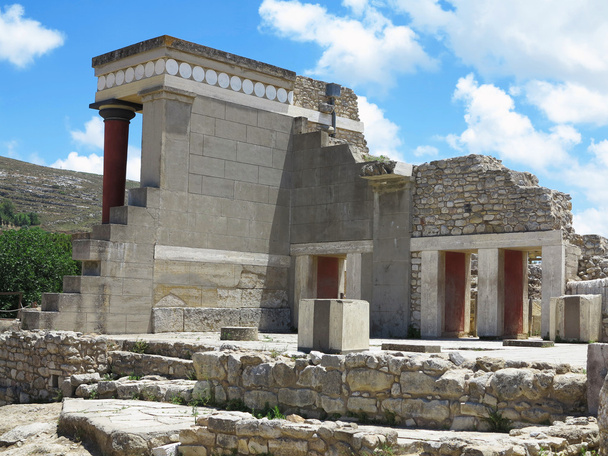 Ruiny pałacu Minosa w Knossos w Heraklion, Grecja - Zdjęcie, obraz