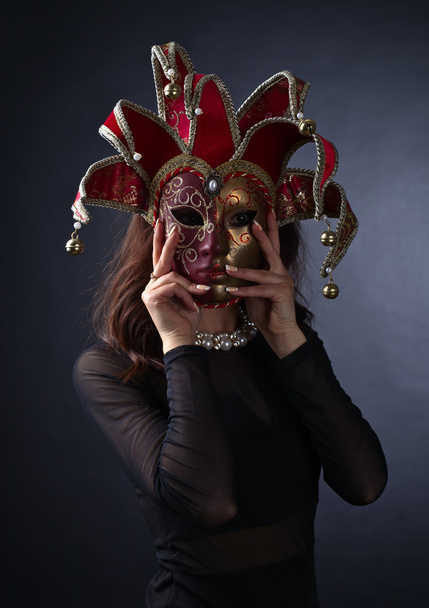 Beautiful woman with carnival mask - Foto, Bild