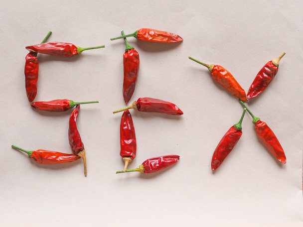 Sex met hete chili peper groenten geschreven - Foto, afbeelding