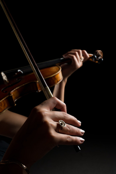 playing the violin, female hands closeup - Foto, Imagem
