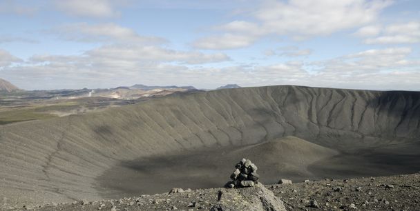 krater wulkan hverfjall, Islandia - Zdjęcie, obraz