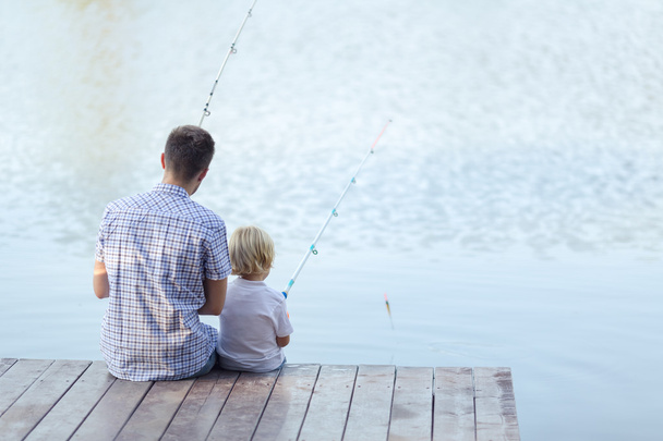 Dad and son fishing  - Fotoğraf, Görsel