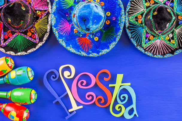 Fiesta traditionele kleurrijke tabel decoraties - Foto, afbeelding