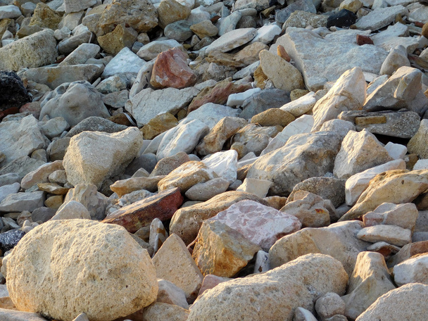 kövek és sziklák szabadban - Fotó, kép