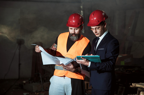 Architect the suit and helmet and foreman Builder - Photo, Image