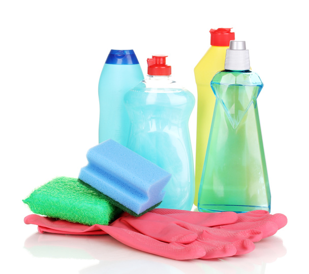 Detergenti con guanti e spugne isolati su bianco
 - Foto, immagini
