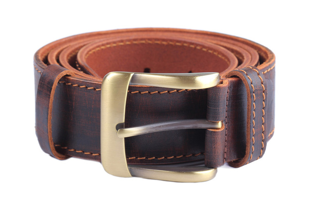 Cinturón de cuero marrón aislado en blanco
 - Foto, imagen