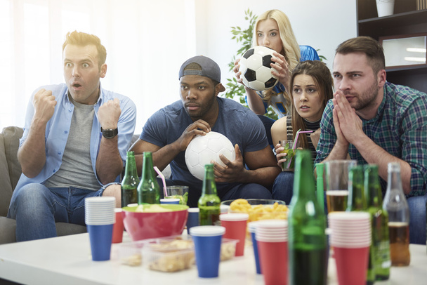 Friends watching football match - Foto, immagini
