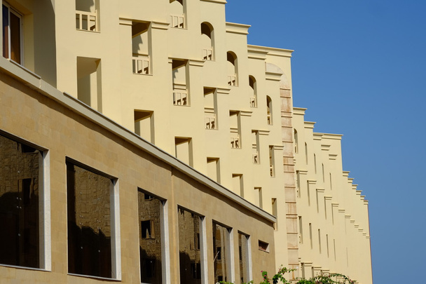 Architettura resort in Egitto. Hotel e palme
 - Foto, immagini