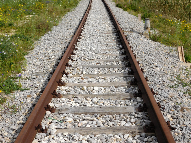 železniční tratě venku během dne - Fotografie, Obrázek