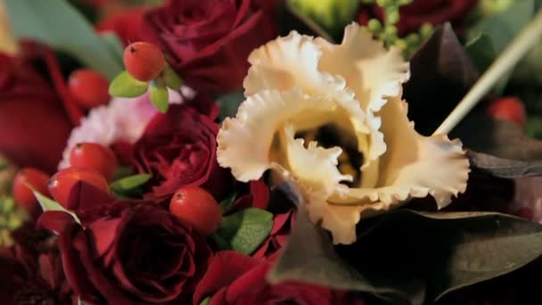 il lussuoso bouquet della sposa primi piani in movimento
 - Filmati, video