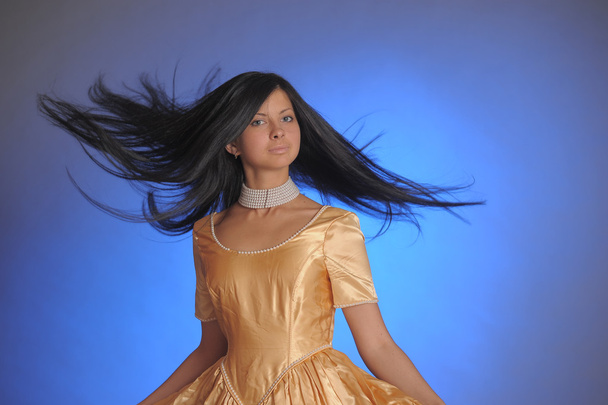 Model in Gold Dress - Valokuva, kuva