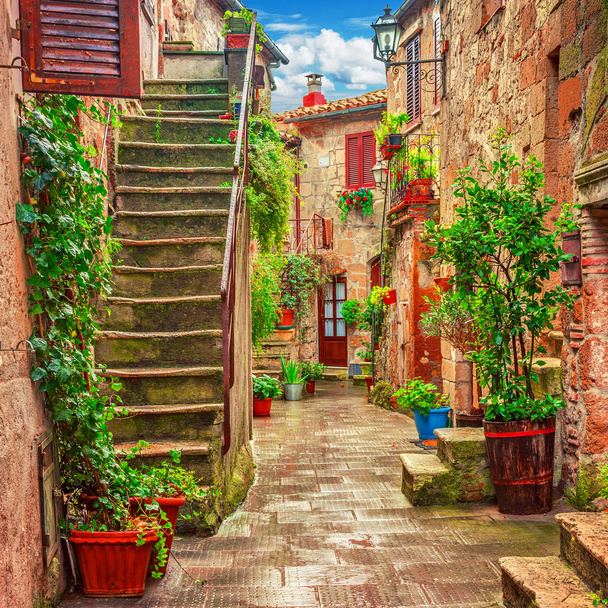 Δρομάκι στην παλιά πόλη, Τοσκάνη, Ιταλία - Φωτογραφία, εικόνα