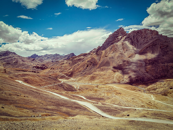Manali-Leh weg in Himalaya - Foto, afbeelding