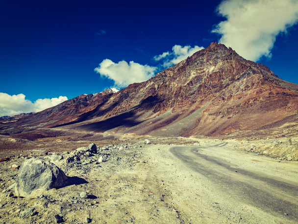 Droga Manali-Leh w Himalajach - Zdjęcie, obraz