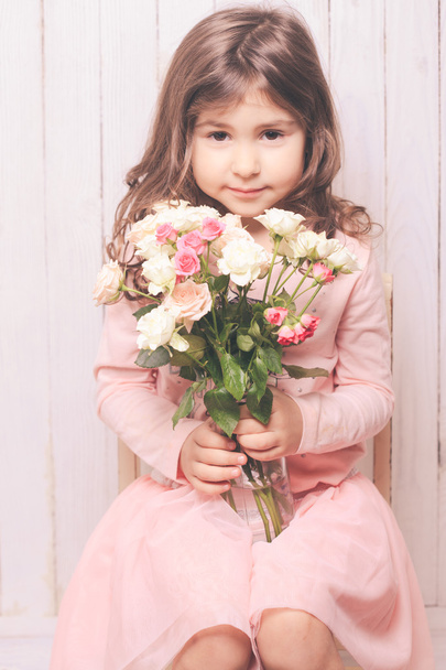 Girl with roses - Valokuva, kuva