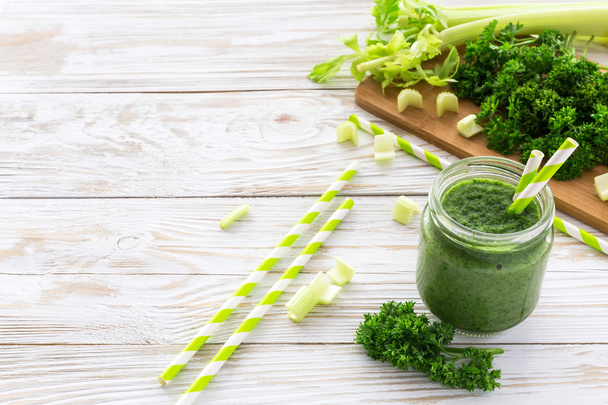 Healthy green smoothie  - Foto, Imagen