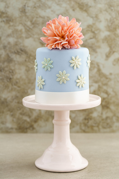 Κέικ με ζάχαρη λουλούδι - Φωτογραφία, εικόνα