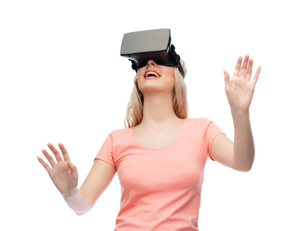 woman in virtual reality headset or 3d glasses - Foto, Bild