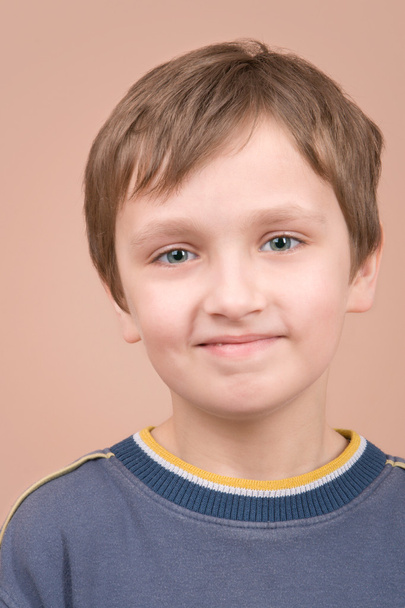 Young boy smiling portrait - Foto, afbeelding