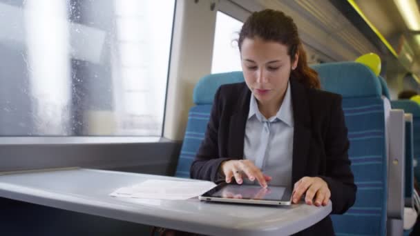 business woman working on digital tablet  - Filmagem, Vídeo