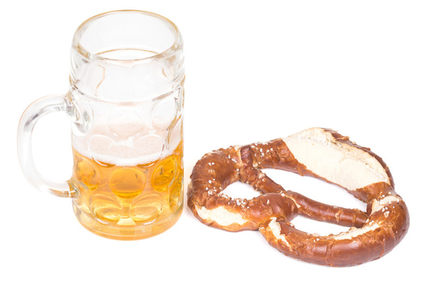 pretzel and beer mug - Φωτογραφία, εικόνα