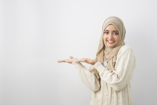 muslim woman in head scarf smile - Foto, Imagem