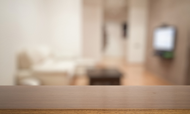 Ciemnobrązowe drewniane biurko - Zdjęcie, obraz