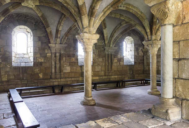 Комната в монастыре
 - Фото, изображение