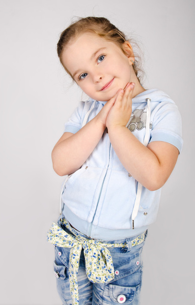 Portrait of cute smiling little girl - Valokuva, kuva