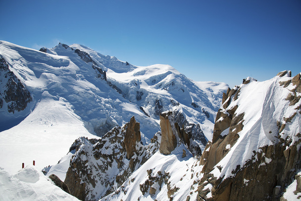 グランド Jorasses とフリー ライダー、極度なスキー、エギーユ デュ ミディ、フランス アルプス - 写真・画像