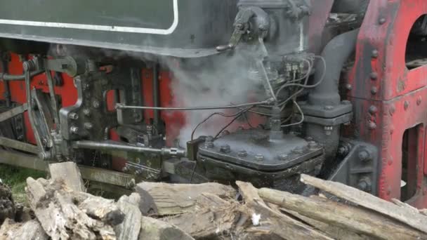 Engrenagem da válvula do trem de vapor
 - Filmagem, Vídeo