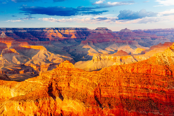 Mather Point, View Point, Grand Canyon National Park, Arizona, États-Unis
 - Photo, image