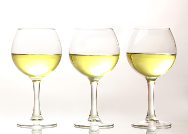 Wineglasses isolated on white - Zdjęcie, obraz