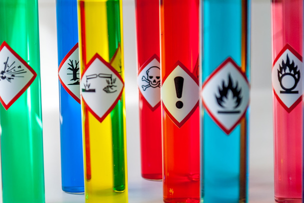 化学物質の危険ピクトグラム健康被害フォーカス - 写真・画像