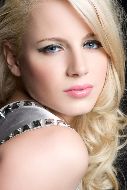 Beautiful blond woman face closeup - Φωτογραφία, εικόνα