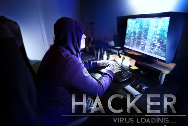 опасный хакер крадет данные-концепцию
 - Фото, изображение