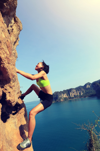 vrouw rock klimmer - Foto, afbeelding