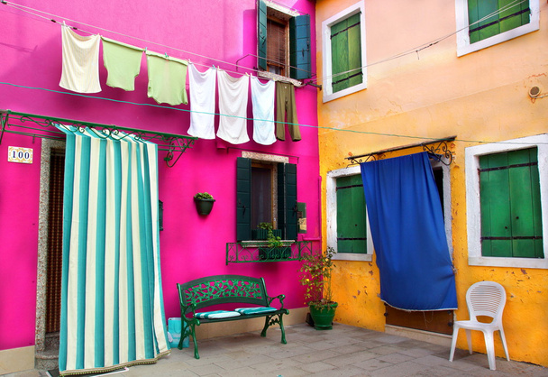 casas de colores en la isla Burano
 - Foto, imagen