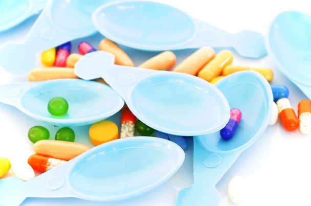 pilules pharmaceutiques médecine & antibiotiques capsule  - Photo, image