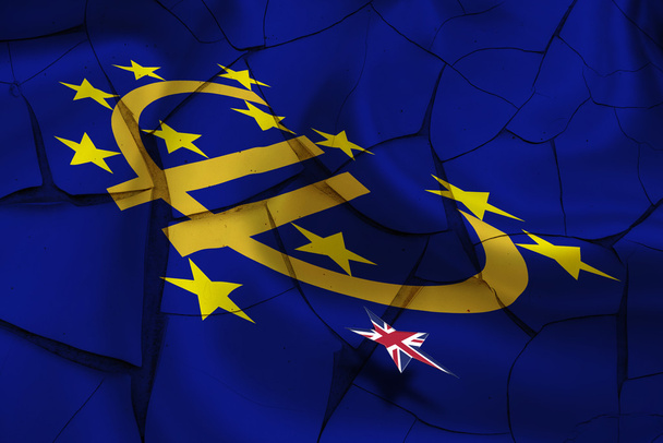 Brexit: Хвилястий прапор символу валюти євро з 12 жовтими (золотими) зірками на стіні з тріщинами фарбою. - Фото, зображення
