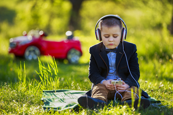 boy with headphones - Foto, afbeelding