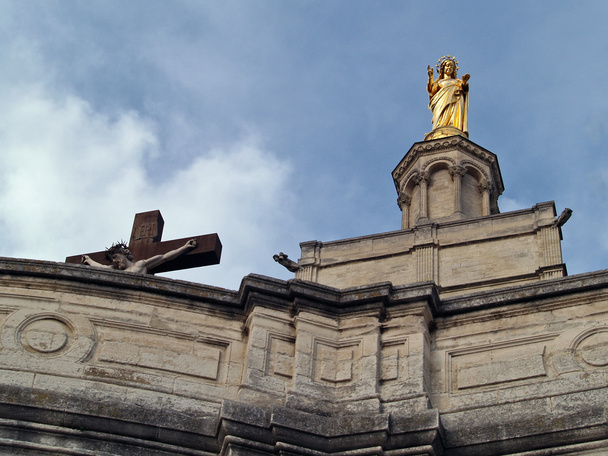 Estatua de la Virgen María en Aviñón, Palacio de los Papas, Francia
 - Foto, Imagen