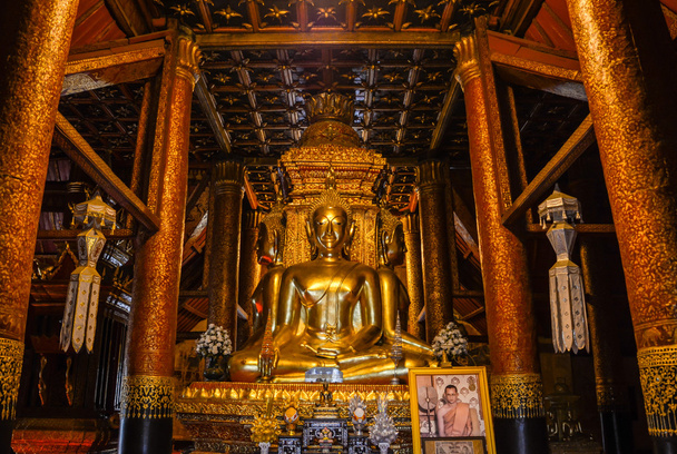 The buddha statue. - Foto, Bild