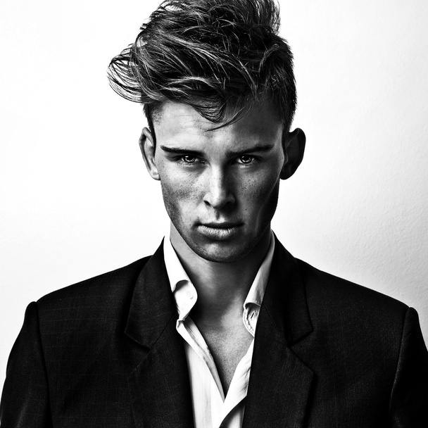 Elegant stylish handsome man. Black-white studio fashion portrait.  - Foto, imagen