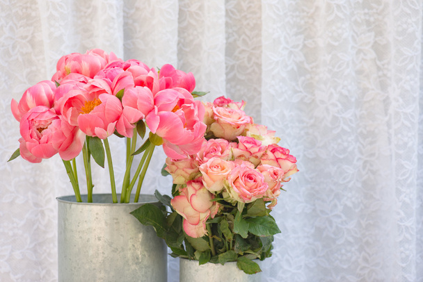 Květinová kytice, kytice růžových růží a Pivoňka - Fotografie, Obrázek