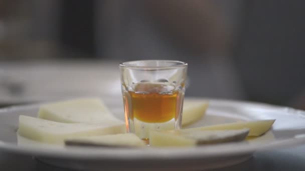 Italian cheese with honey   - Filmagem, Vídeo