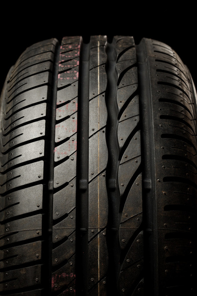 Gros plan sur les pneus
 - Photo, image
