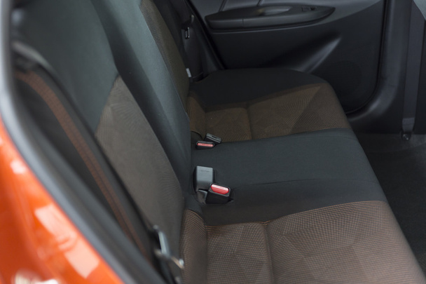 Nowe tkaniny tylnym siedzeniu pasażera w samochodzie - Zdjęcie, obraz