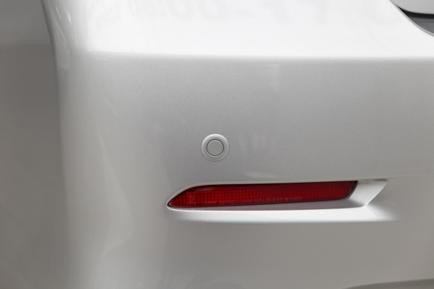 αισθητήρα πίσω αυτοκίνητο για την ασφάλεια του πάρκινγκ - Φωτογραφία, εικόνα